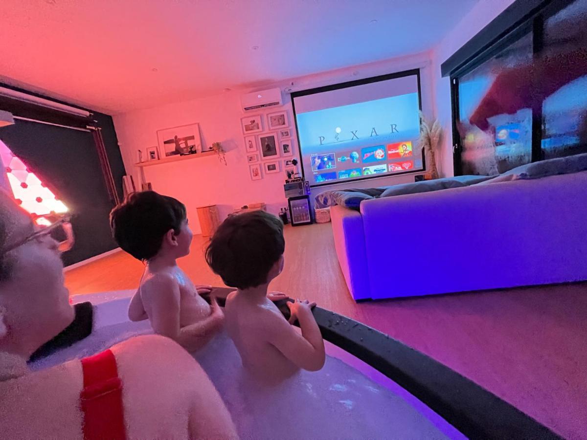 Capsule Nature & Photos - Jacuzzi - Netflix & Home Cinema - Ps5 & Jeu Thun-Saint-Martin Dış mekan fotoğraf